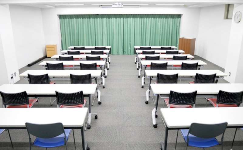 レンタルスペース 【3階大会議室】市ヶ谷駅から外堀通り沿い徒歩３分！エリア内でどこよりもリーズナブル！ 大人気スペースです