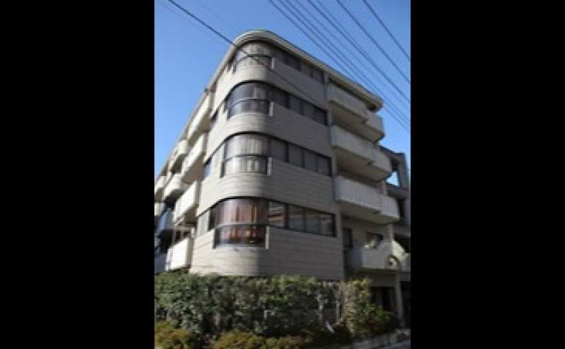 ＪＲ新小岩駅から徒歩13分。近くに格安コインパーキングあり。お車でのご利用も便利です