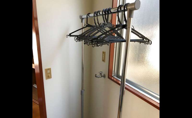 ハンガーラックをご用意しております。ご自由にご利用ください