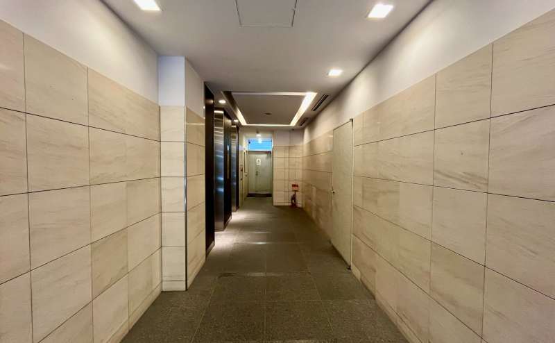【1階共有部】- TIME SHARING 京橋 SC新京橋ビル 7Cの写真