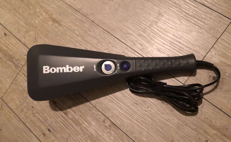 業務用マッサージ器（スライヴ ボンバー）です。