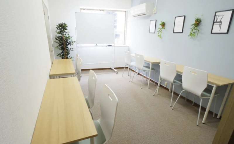 作業や勉強、テレワークにもぴったり。長時間のご利用も気にならない格安料金でご提供しています