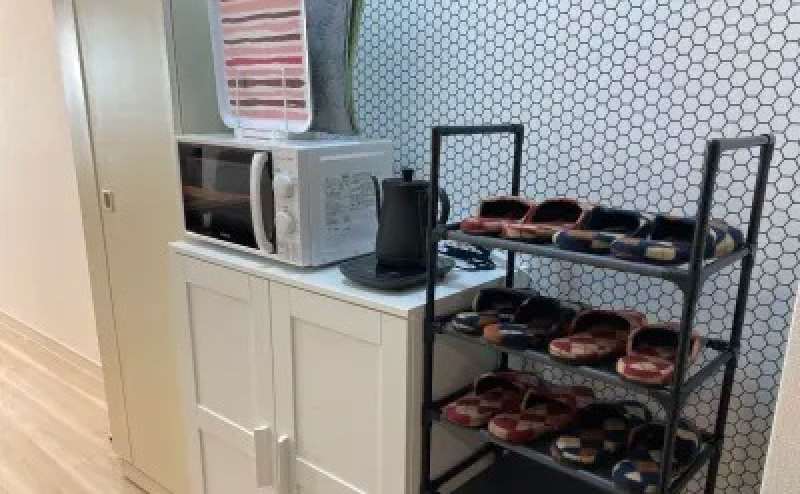 室内はスリッパをご利用ください。土足禁止で清潔なお部屋です