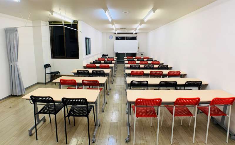 スクール形式（入口から）