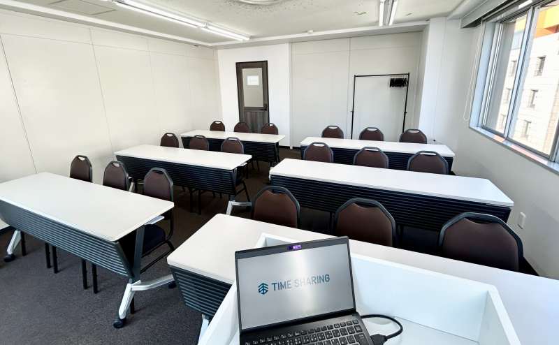 【司会台から一番後ろの席まで見渡せます】 - TIME SHARING 新宿9Cの写真