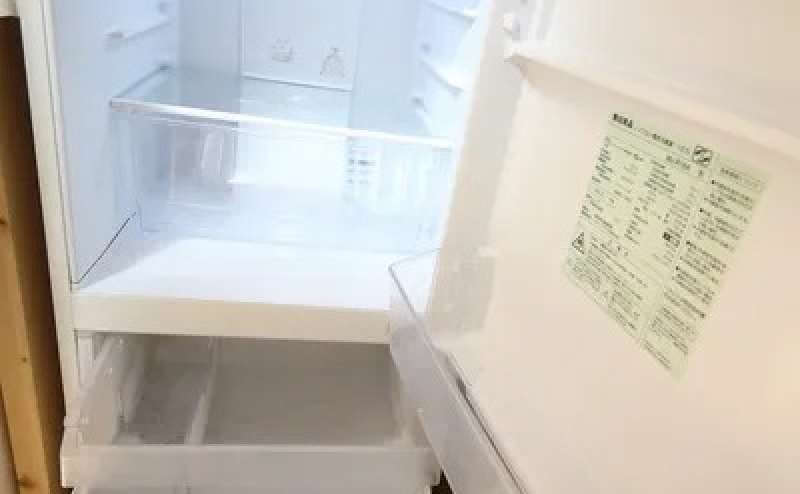 冷蔵庫はたっぷり入るサイズです。