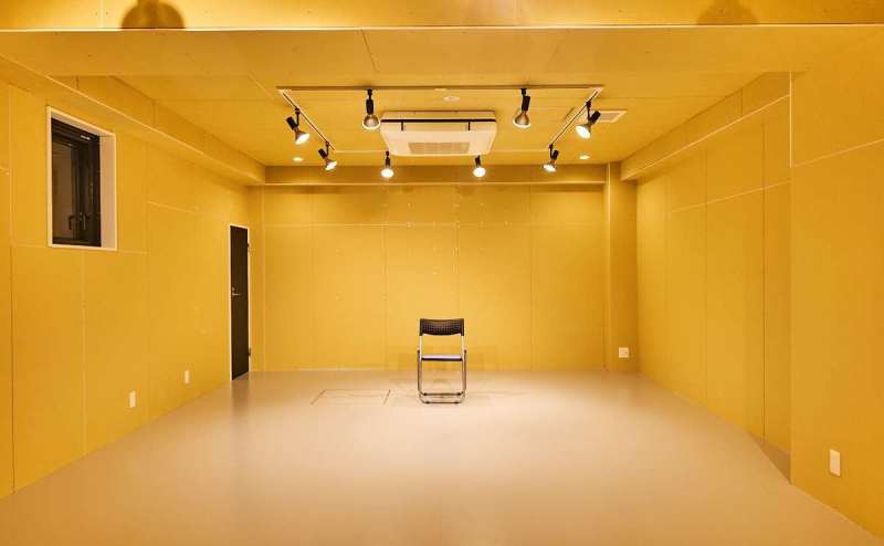 【地域最安値・多目的スペース・演劇・ダンス・イベント・教室 ・ダンス用鏡あり】Paperback Studio　ペーパーバックスタジオ