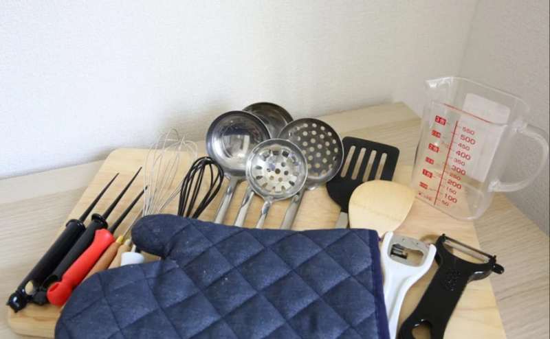 各種キッチン用具もあります。