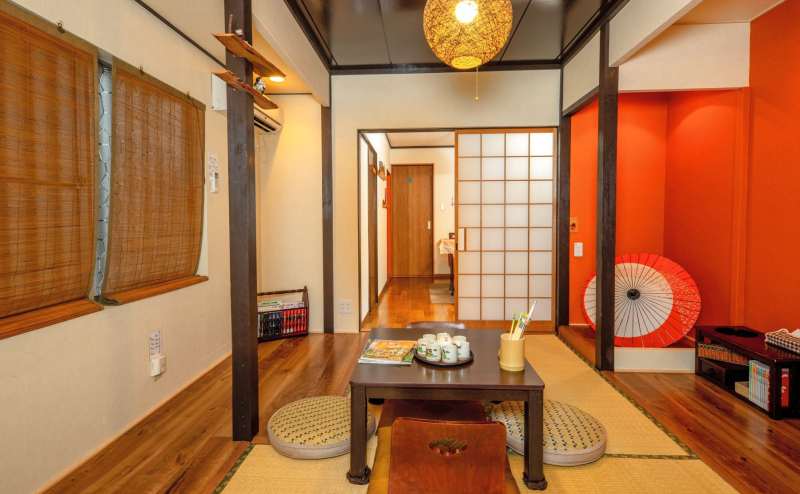 【鴨川沿い】風情溢れるエリアの町家風レンタルスペース Wi-Fi完備 格安 簡易キッチン付 最大6名 パーティー 会議 テレワーク 教室 レッスン/京乃怡