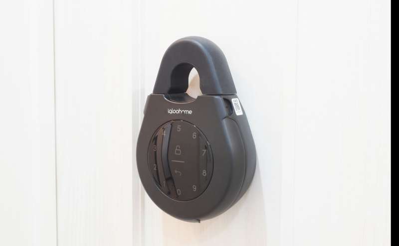 スマートロックで簡単入室できるシステムです