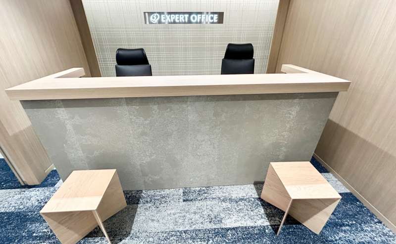 【中に入られましたら受付へお声がけください】 - エキスパートオフィス横浜  の写真