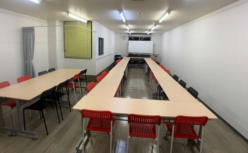 会議形式（入口から）