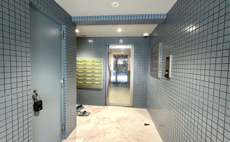 【エントランス】