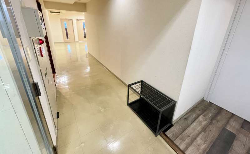 【エレベーターで8階までお上がりください】 - TIME SHARING 四谷8Bの写真