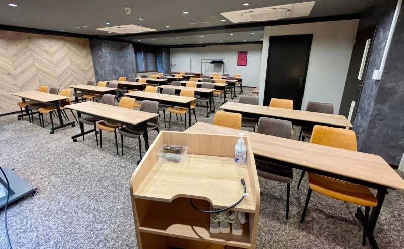 【司会台から全体を見渡せるちょうどいい大きさです】 - TIME SHARING 田町赤羽橋 8Aの写真