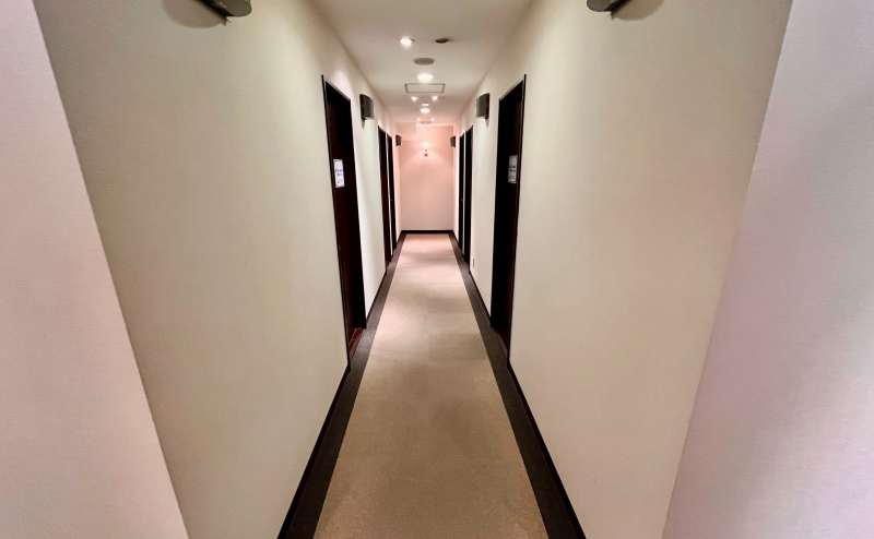 【roomCは左手手前の扉になります】 - TIME SHARING 銀座 旗ビル roomCの写真