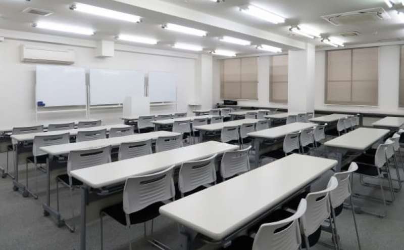 【秋葉原7分/浅草橋4分】最大51名/十分な換気OKな格安 貸し会議室・セミナールーム3B