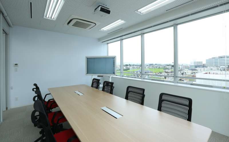 海老名コワーキングスペース ROLE