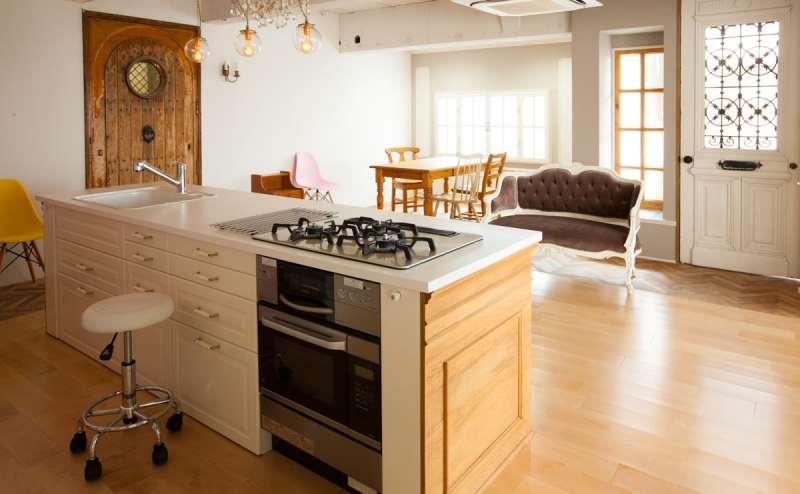 ガスオーブンレンジ　3口コンロのあるスタジオ