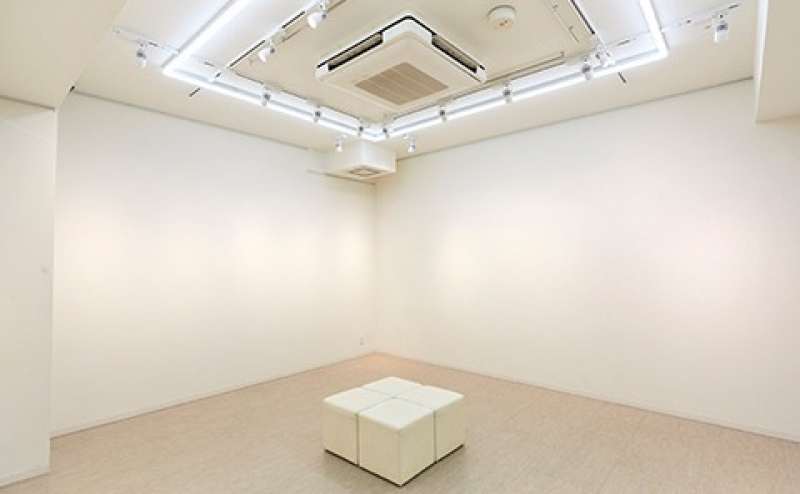 弘重ギャラリー B エキシビジョンルーム 渋谷恵比寿 恵比寿駅から徒歩5分 レンタルギャラリー 隣室と連結可能 可動式パーテーション 絵画 映像 展覧会 エキシビジョン パーティー会場 イベント会場