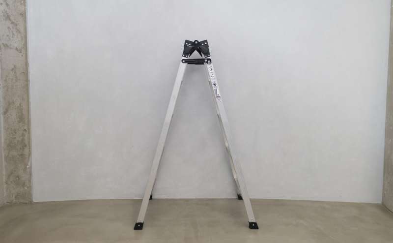 脚立｜高さ：140cm
