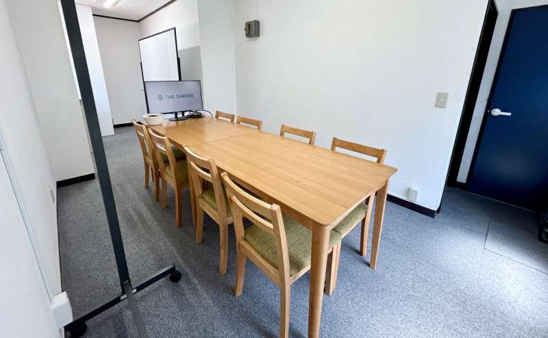 【対面形式で8名着席可能】 - TIME SHARING 渋谷道玄坂 阿部ビル 3Fの写真