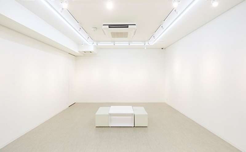 レンタルスペース 弘重ギャラリー A エキシビジョンルーム 恵比寿駅から徒歩5分 渋谷恵比寿 絵画 工芸品 立体模型 衣装合わせ 展覧会 写真展示会 レンタルギャラリー 可動式パーテーション