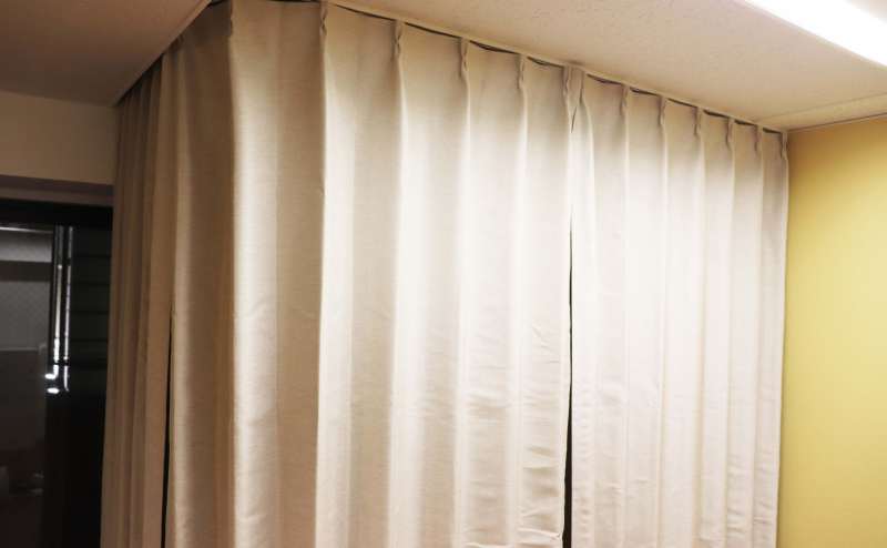 着替えスペース用カーテン