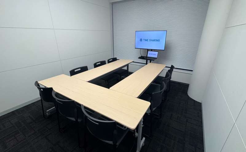 【-ブラインドを下げた場合-】