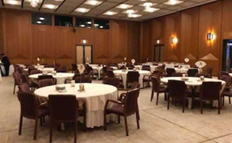 利用例：懇親会会場としてご利用いただきました。各種ケータリングも承っております