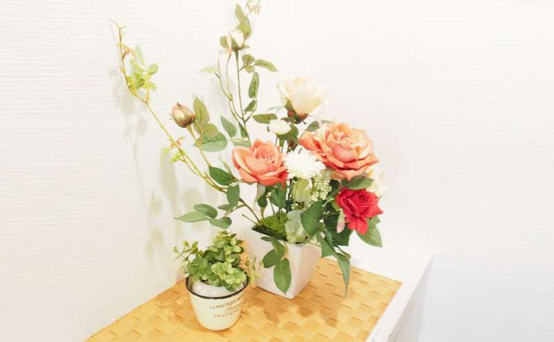 テーブルに置けば、インタビューや写真撮影にご利用いただけます。