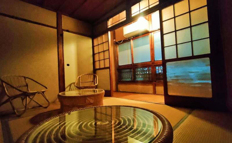 バーとしてお使いいただくのもおすすめです。