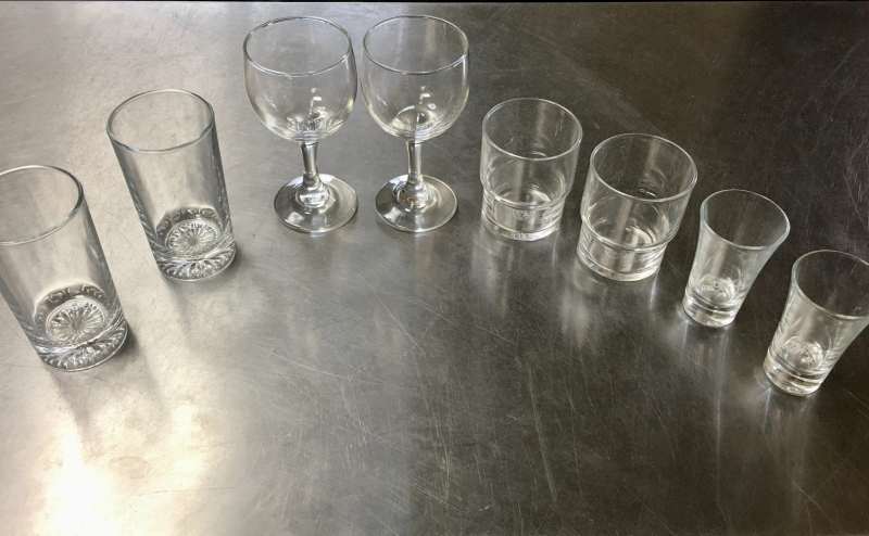 グラス類も基本料金内でご利用いただけます。