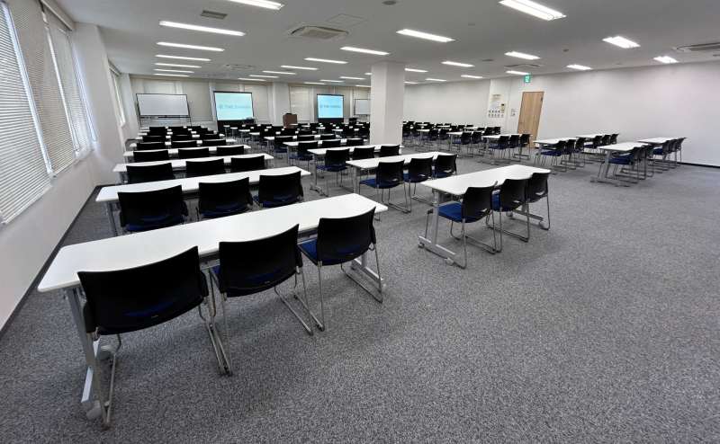 【スクール形式で114名着席可能】 - TIME SHARING 京橋 SC新京橋ビル 7Aの写真