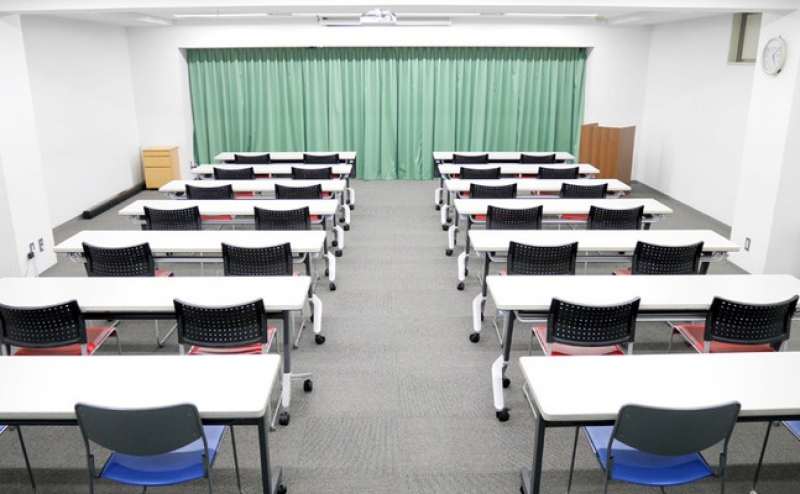 定番の教室型スタイルです