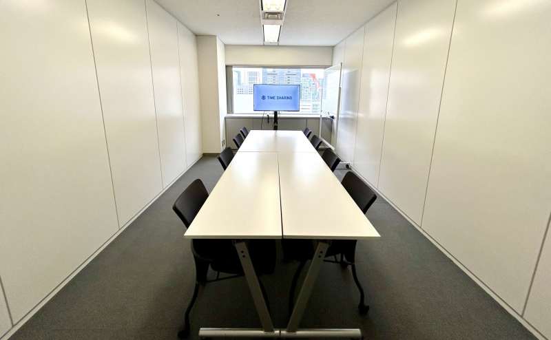 【会議室内の備品は無料でご利用いただけます】