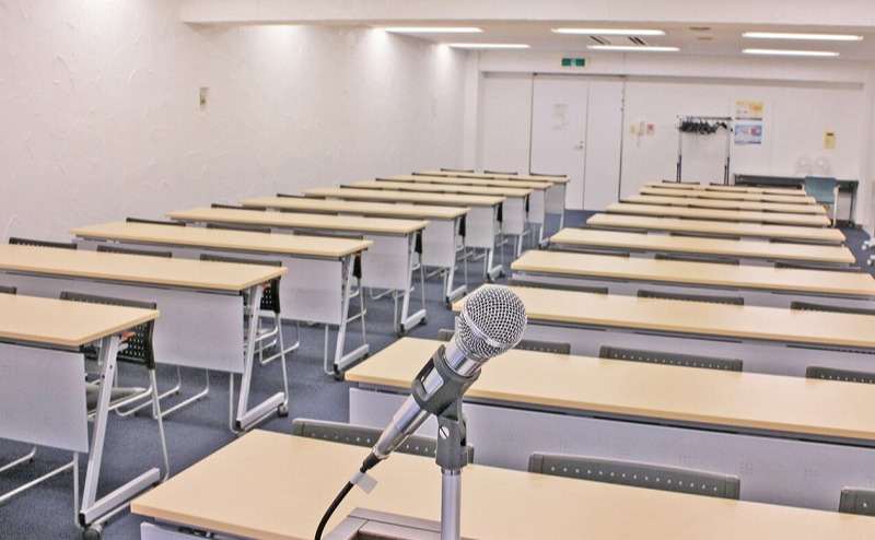 四ツ橋・サンワールドビル1号室　会場内