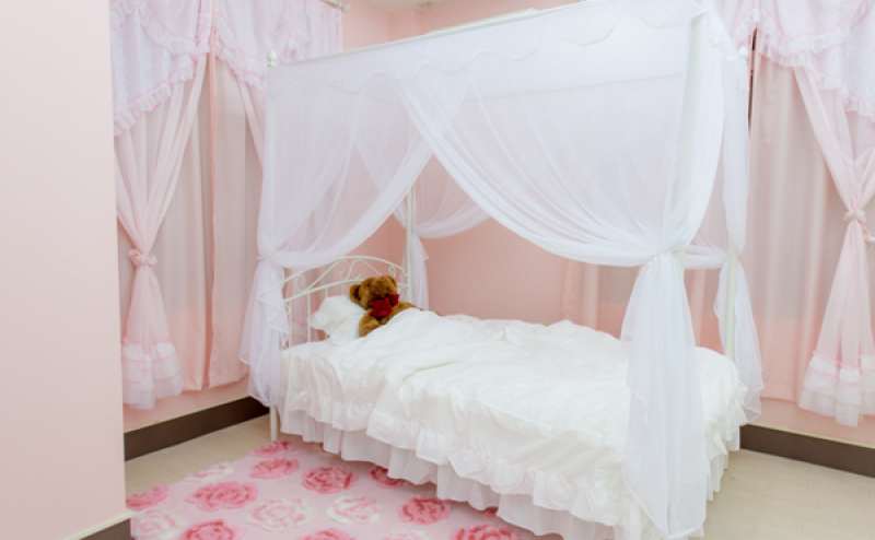 白のシーツもご自身で交換可