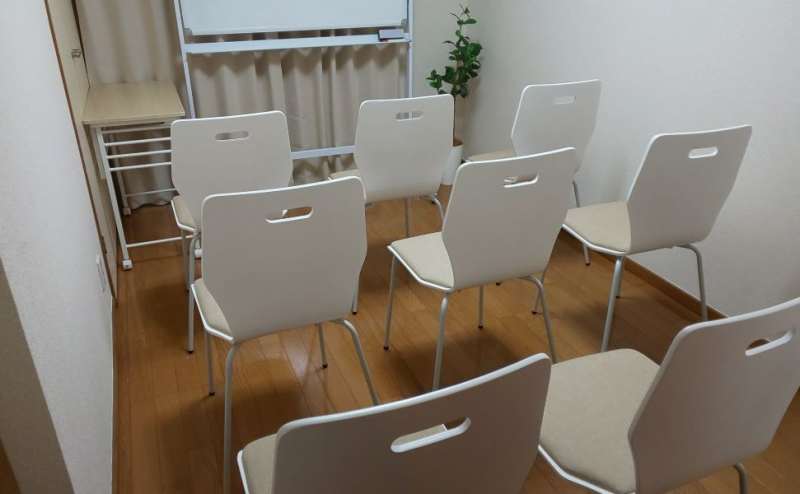 スクールレイアウト（8名）