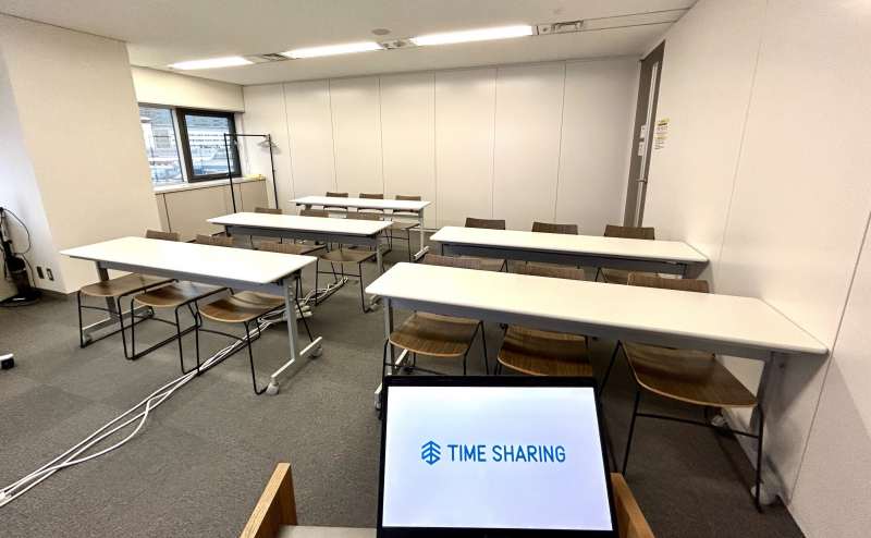 【スクール形式15名着席可能！】