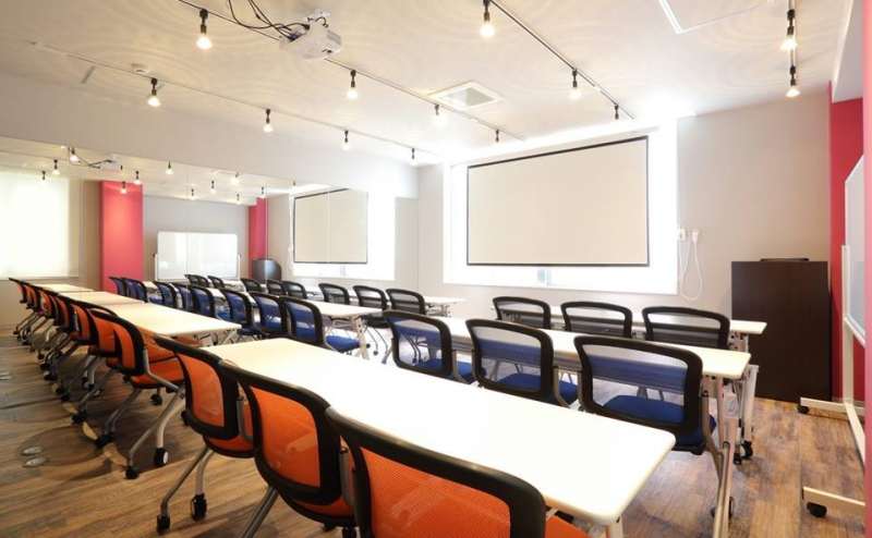 【Ｄ→START岡崎】東岡崎駅北口徒歩1分 ビューティービジネス  シェアオフィス内  リーズナブルなセミナールーム＆スタジオ