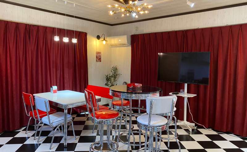 49インチfireTVは、amazon primeやYoutube、地上波放送もご覧になれます。推し会や映画鑑賞会で盛り上がってくださいね。