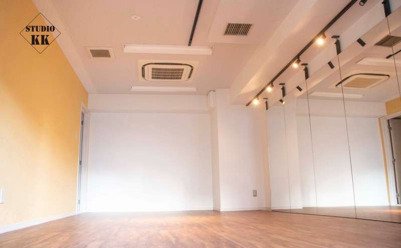 横浜エリア　関内駅5分桜木町駅6分ダンス、ヨガ、YouTube撮影などに利用できるダンススタジオ「STUDIO KK」無料Wi-Fi完備。