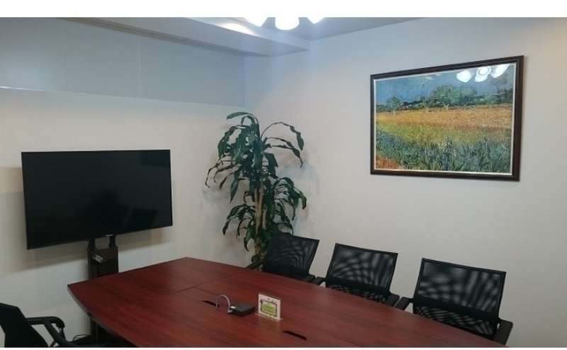 【会議室B】大阪の中心梅田駅近 完全個室会議室！ リーズナブル  静かな環境☆Wi-Fi&モニター無料☆