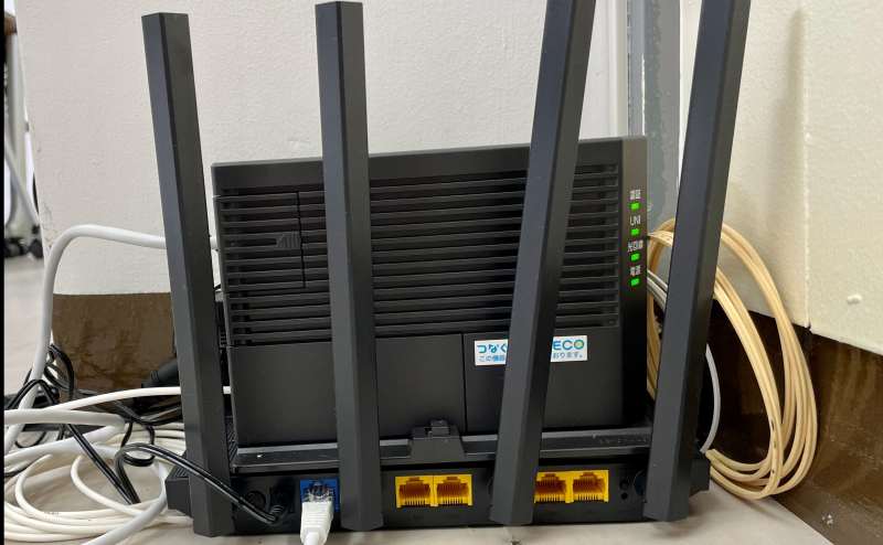 【202号室は室内にルーターがあるため、有線LANでインターネット接続が可能です。※LANケーブルはお客様自身でお持ち込みください】 - TIME SHARING 秋葉原 和泉ビル202の写真