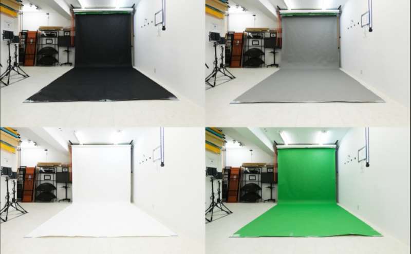 背景紙は全部で9色、こちらも全て無料で使い放題。表記の白黒グレー、クロマキーの４色は長尺で使えます。