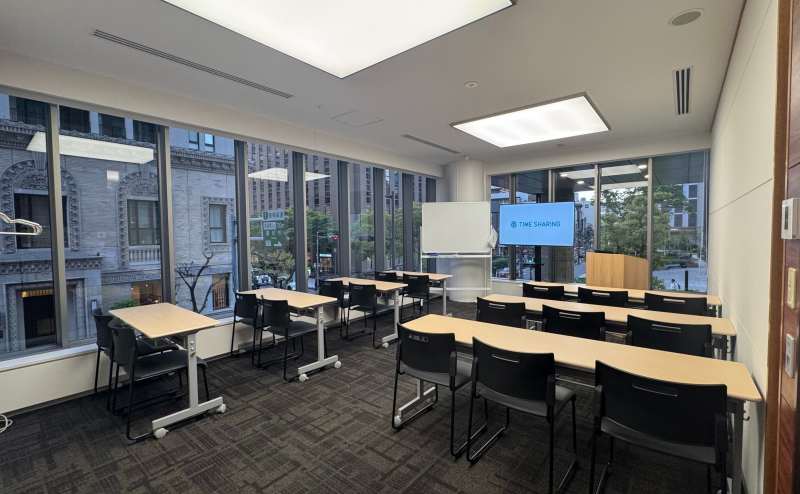 【淀屋橋駅＆北浜駅から徒歩5分！好立地な会議室です！】