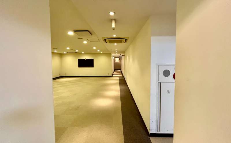 【共用部を左折し真っすぐお進みください】 - TIME SHARING 銀座 旗ビル roomCの写真