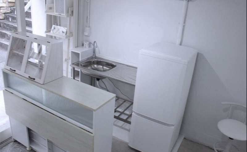 冷蔵庫もございますので来客などにご利用いただけます