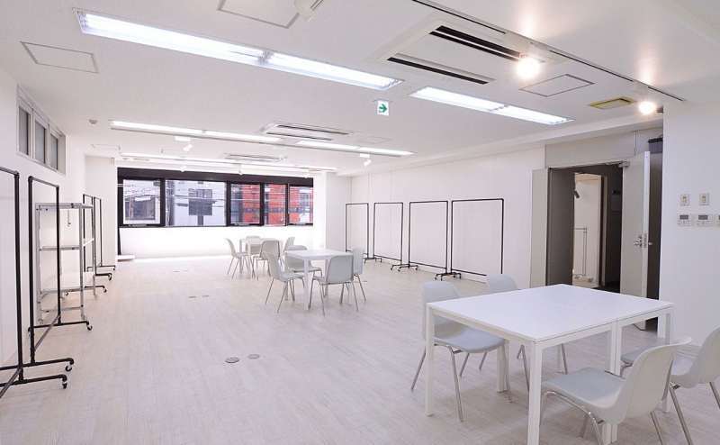 シンプルなイベントスペースまとめ